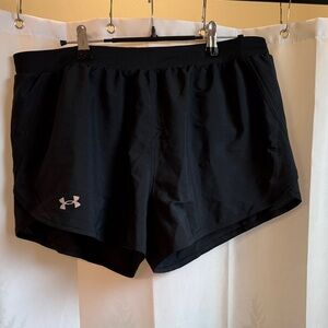 Under Armour Women's Athletic Black Shorts Size L